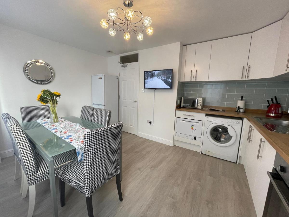 Central Comfy 2 Familyroom Apart إدنبرة المظهر الخارجي الصورة