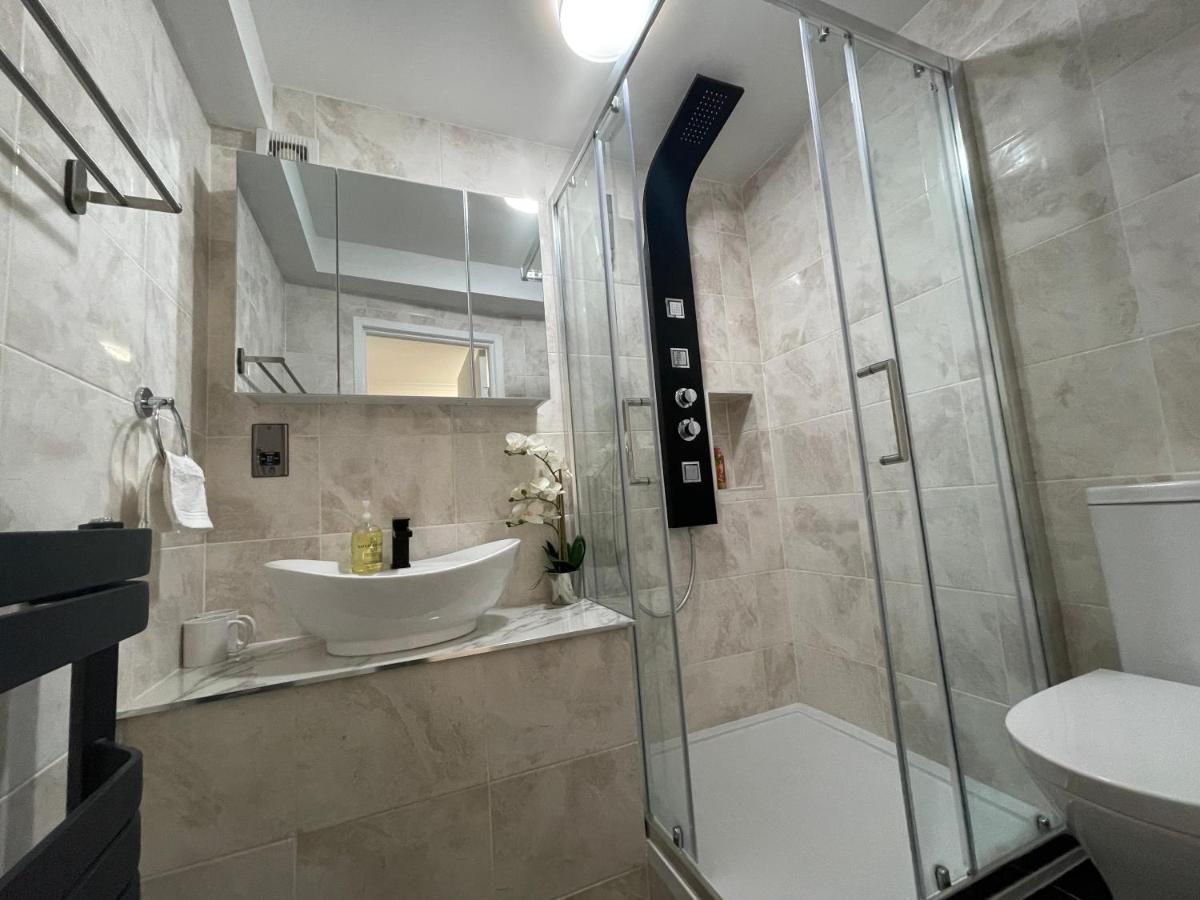 Central Comfy 2 Familyroom Apart إدنبرة المظهر الخارجي الصورة